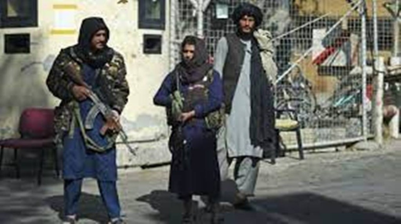 Afghanistan : un an après la chute de Kaboul, l’organisation État islamique en embuscade