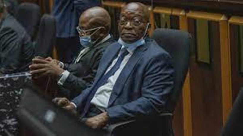 Afrique du Sud: en liberté conditionnelle, Jacob Zuma se bat pour éviter un retour en prison