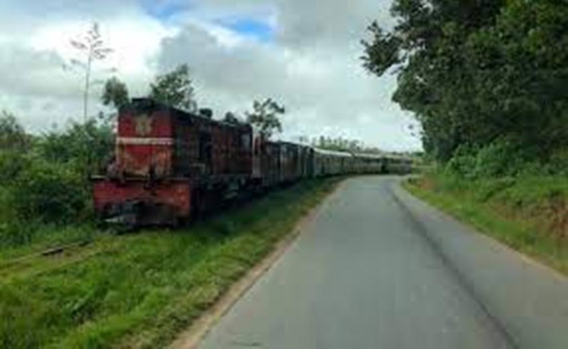 Madagascar: les employés et les usagers de la ligne de train FCE en détresse Madagascar: les employés et les usagers de la ligne de train FCE en détresse