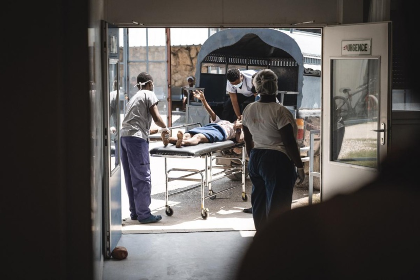 Haïti: des hommes armés sortent un patient d'un hôpital et l'exécutent à l'extérieur (MSF) Haïti: des hommes armés sortent un patient d'un hôpital et l'exécutent à l'extérieur (MSF)
