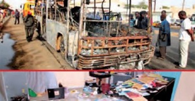 Leurs bus calcinés par les pêcheurs de Thiaroye sur mer, DDD et CETUD annoncent qu’ils vont saisir le Procureur de la République Leurs bus calcinés par les pêcheurs de Thiaroye sur mer, DDD et CETUD annoncent qu’ils vont saisir le Procureur de la République