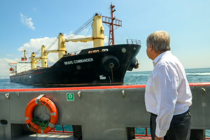 À Istanbul, Antonio Guterres demande le retour des céréales et engrais russes sur les marchés