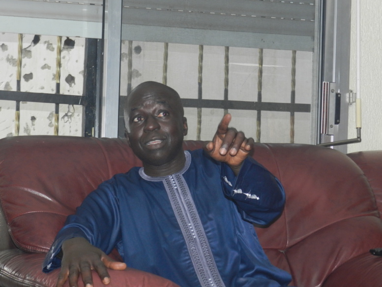 Locales 2014 Fann, Point E, Amitié : Dr Malick Diop et Papa Maël Diop tendent le micro aux populations…