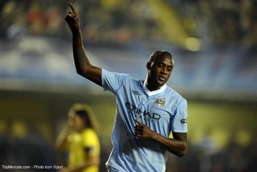 Désireux de quitter Man City : Yaya Touré ne dit pas non PSG