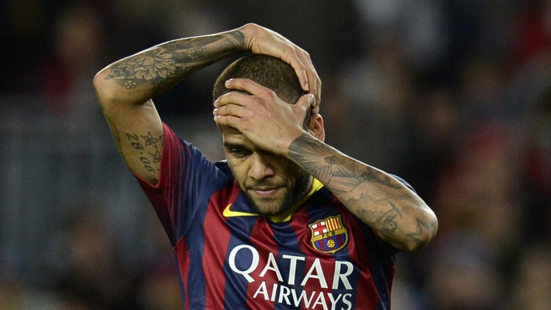 Transferts : Daniel Alves ne se cache plus, il souhaite rester à Barcelone Transferts : Daniel Alves ne se cache plus, il souhaite rester à Barcelone