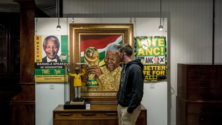 Vente aux enchères d’objets ayant appartenu à Nelson Mandela