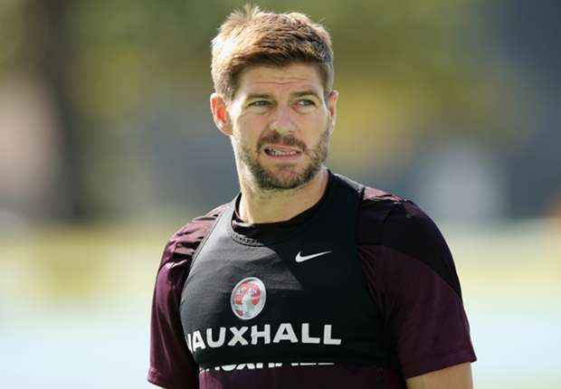 Angleterre : Steven Gerrard prend sa retraite internationale