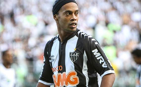 Ronaldinho dans le viseur de Queens Park Rangers