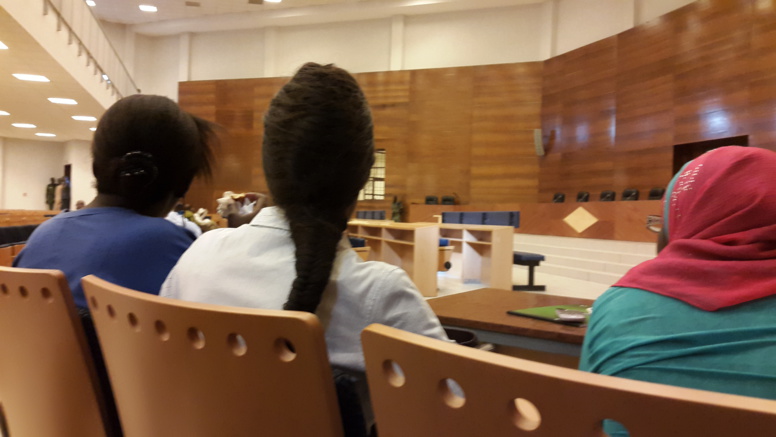 Direct procès de Karim: Ouverture de la salle d'audience Direct procès de Karim: Ouverture de la salle d'audience