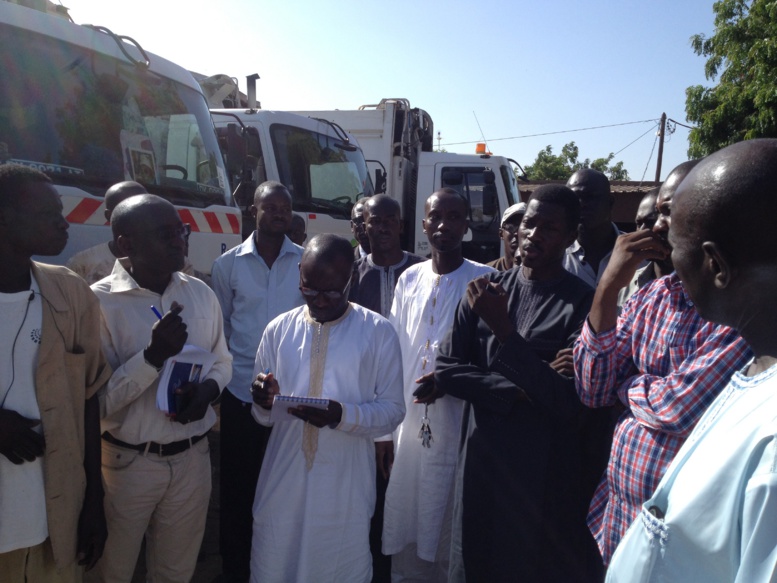 Thiès- Visite à la Voirie Municipale : Talla Sylla prend contact avec ses agents Thiès- Visite à la Voirie Municipale : Talla Sylla prend contact avec ses agents