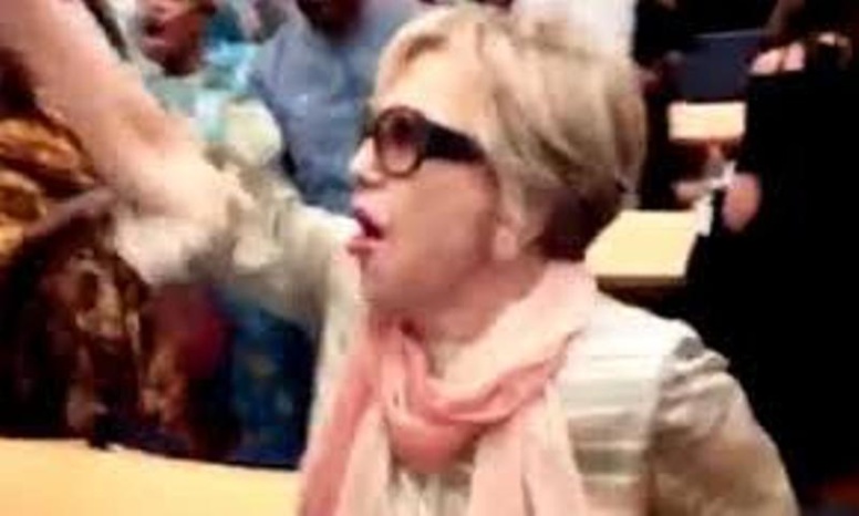 Direct procès: Karim au Palais de Justice en même temps que sa mère