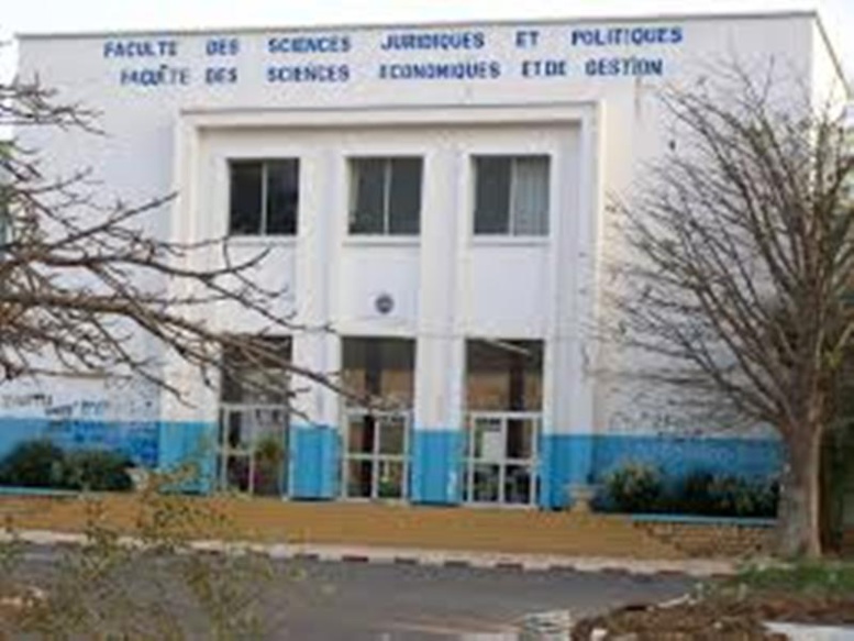 UCAD-FSJP: à l’arrêt des cours, s’ajoute la grève de la faim UCAD-FSJP: à l’arrêt des cours, s’ajoute la grève de la faim