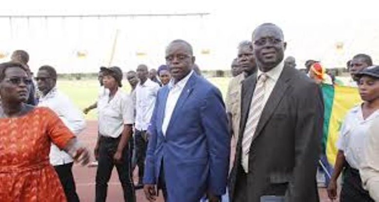 Livraison du Stade LSS avant Sénégal-Egypte du 5 Septembre : L’entrepreneur rassure, le Ministre se réjouit Livraison du Stade LSS avant Sénégal-Egypte du 5 Septembre : L’entrepreneur rassure, le Ministre se réjouit