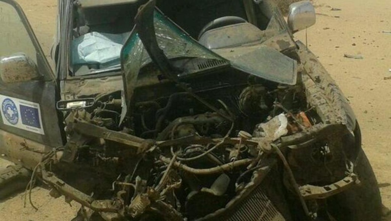 Le 26 février 2014, un véhicule de Médecins du monde avait sauté sur une mine, près de l'aéroport de Kidal. Les deux occupants de la voiture avaient été blessés.