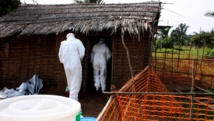 Une unité d'isolation de patients touchés par le virus Ebola, en RDC, lors d'une précédente manifestation du virus Ebola en 2009. Luis Encinas/MSF