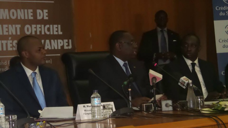 Macky Sall : "Il faudra éviter d'en faire une agence de placement d'emplois politiques..." Macky Sall : "Il faudra éviter d'en faire une agence de placement d'emplois politiques..."