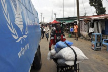 Ebola: des progrès sur le terrain, de nouveaux problèmes apparaissent