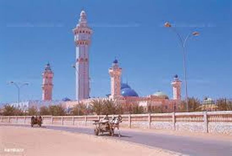 Encore un mort à Touba : l’homme vomissait du sang à quelques encablures de la Mosquée Encore un mort à Touba : l’homme vomissait du sang à quelques encablures de la Mosquée