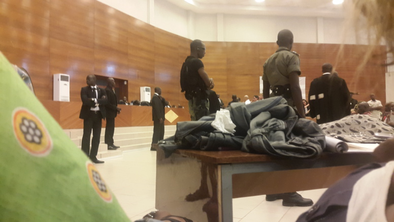 Procès Karim - Recrutement des 20 agents de l'ANOCI: "J'en assume la responsabilité", lance Mbaye Ndiaye Procès Karim - Recrutement des 20 agents de l'ANOCI: "J'en assume la responsabilité", lance Mbaye Ndiaye