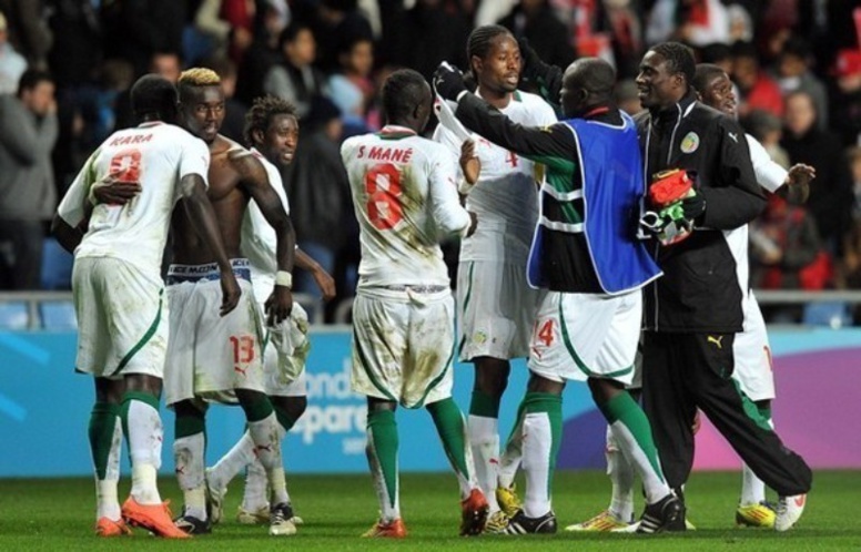 Qualifications CAN 2015-Botswana 0-2 Sénégal : Après l'Egypte, les "Lions" bouffent du "Zèbre" et se rapprochent du Maroc Qualifications CAN 2015-Botswana 0-2 Sénégal : Après l'Egypte, les "Lions" bouffent du "Zèbre" et se rapprochent du Maroc