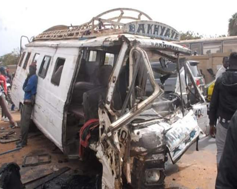 20 morts dans un accident à Louga: "Porter secours au lieu de filmer" !