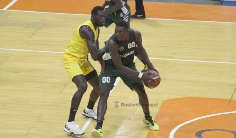 Basket – N1 masculin : L’AS Douane débute par Bopp, le DUC face à Larry Diouf Basket – N1 masculin : L’AS Douane débute par Bopp, le DUC face à Larry Diouf