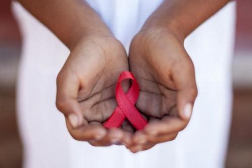 VIH SIDA : la prise en charge des enfants reste encore très faible en 2021 (rapport)