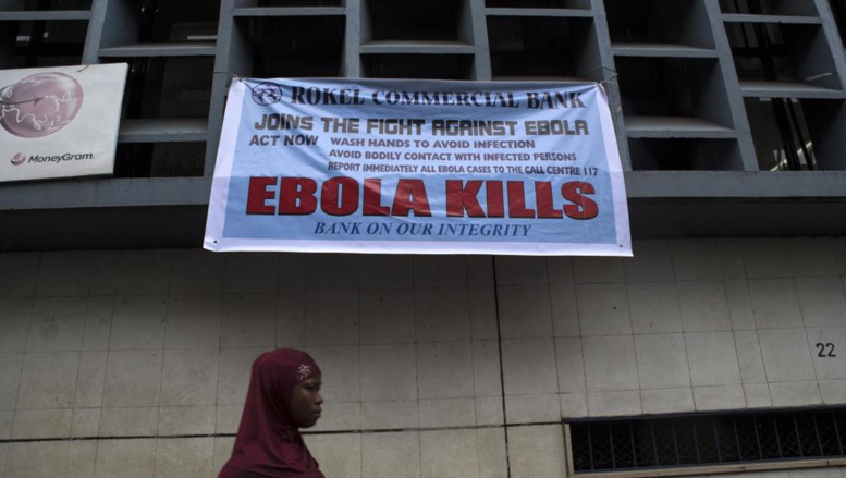 Campagne de prévention d’Ebola dans les rues de Freetown, capitale de Sierra Leone, le 23 septembre 2014. EUTERS/Bindra/UNICEF/handout via Reuters