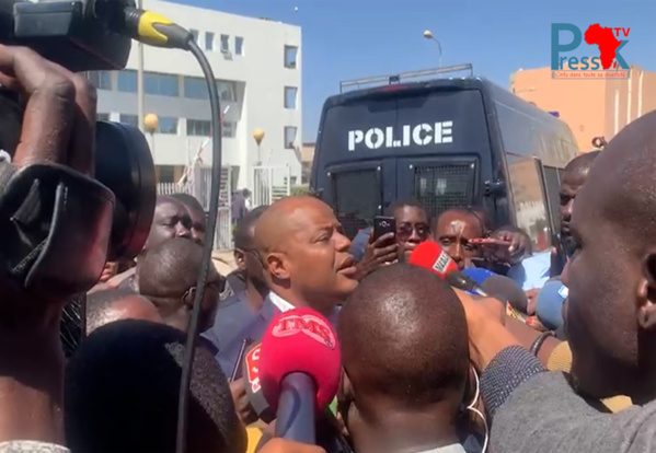 Mame Mbaye Niang après le renvoi du procès: "Sonko a fui" Mame Mbaye Niang après le renvoi du procès: "Sonko a fui"
