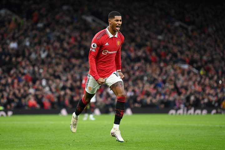 Premier League : Liverpool s’effondre à Wolverhampton, United l’emporte sur le fil contre Crystal Palace