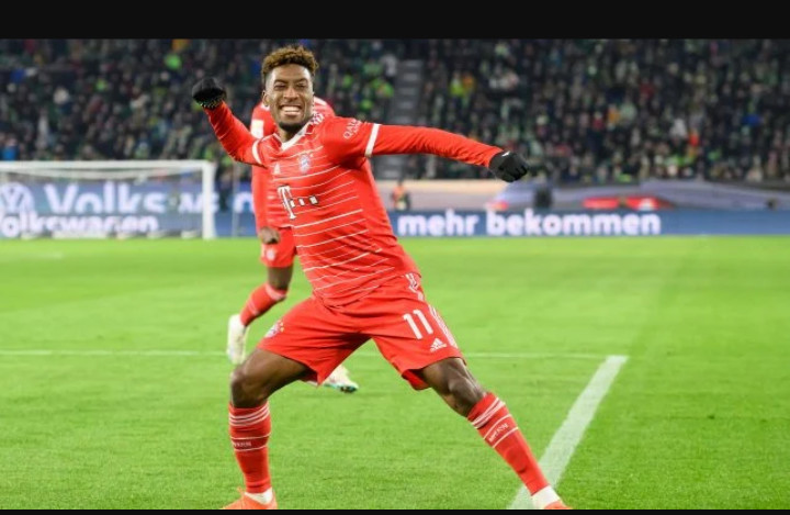 BL : le Bayern et Dortmund assurent contre Bochum et Brême, Fribourg renverse Stuttgart