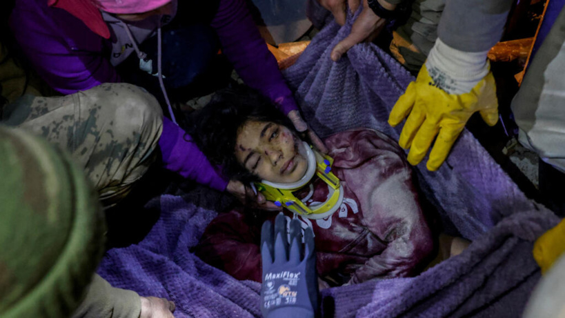 En Tunisie, la solidarité s'active pour les victimes du séisme en Turquie et en Syrie En Tunisie, la solidarité s'active pour les victimes du séisme en Turquie et en Syrie