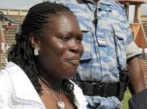 Simone Gbagbo à Abidjan, le 14 septembre 2008. AFP PHOTO / ISSOUF SANOGO Simone Gbagbo à Abidjan, le 14 septembre 2008. AFP PHOTO / ISSOUF SANOGO