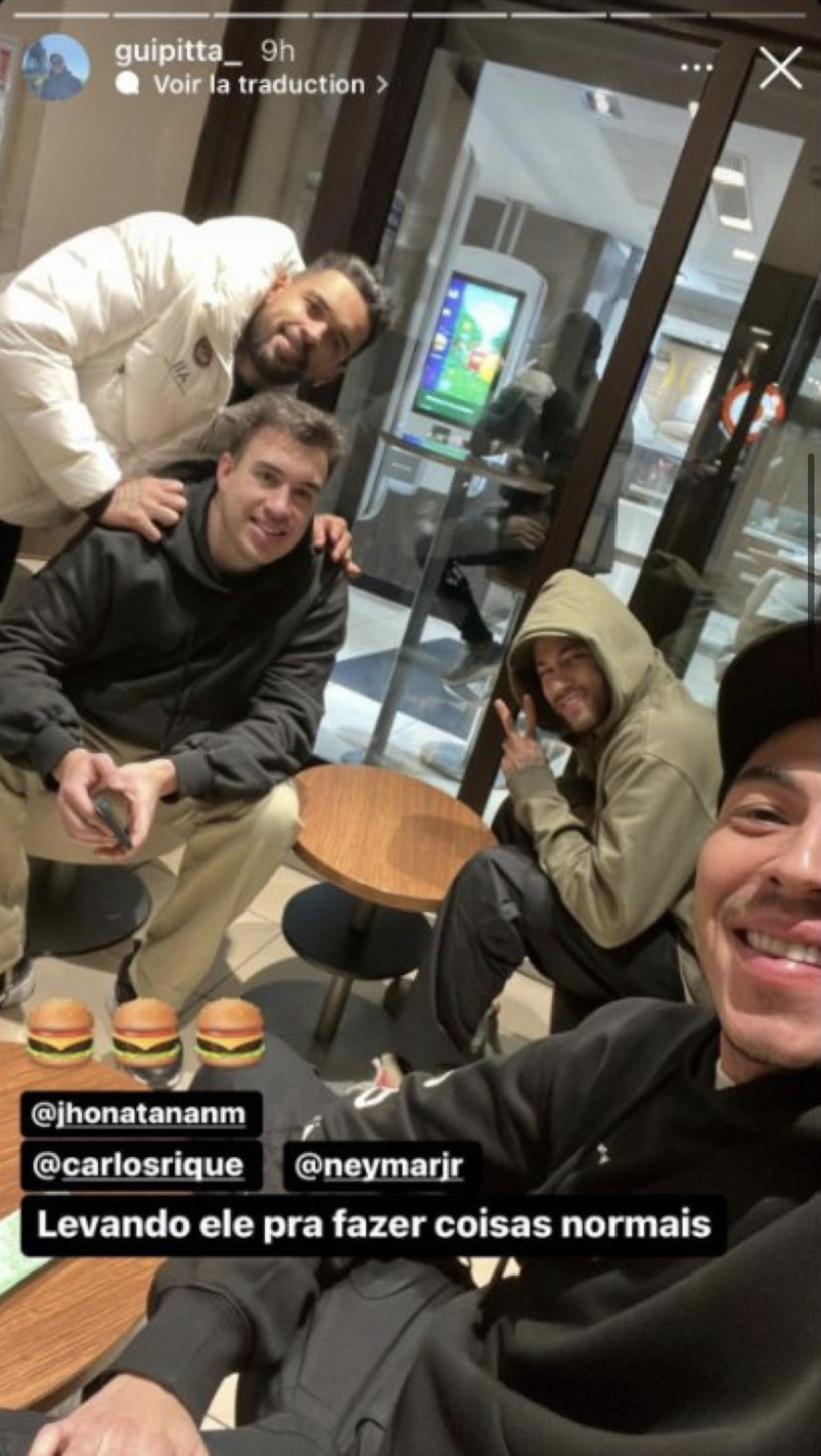 Neymar a disputé un tournoi de poker ce mercredi Neymar a disputé un tournoi de poker ce mercredi