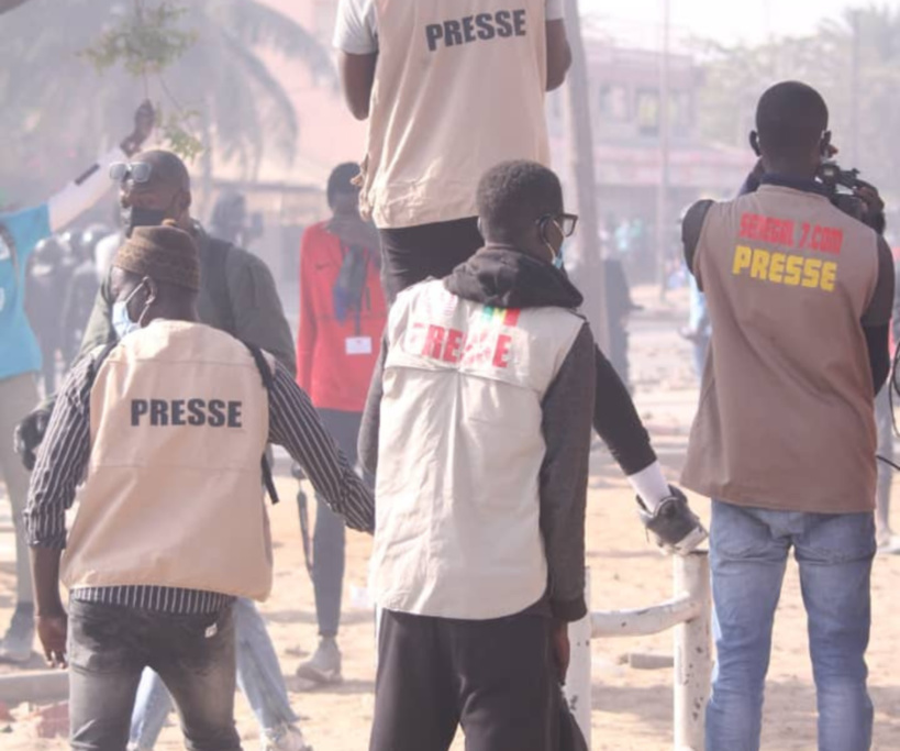 L'UNPJS dénonce la maltraitance exercée par les forces de l'ordre sur le photo-journaliste Sidya Badji