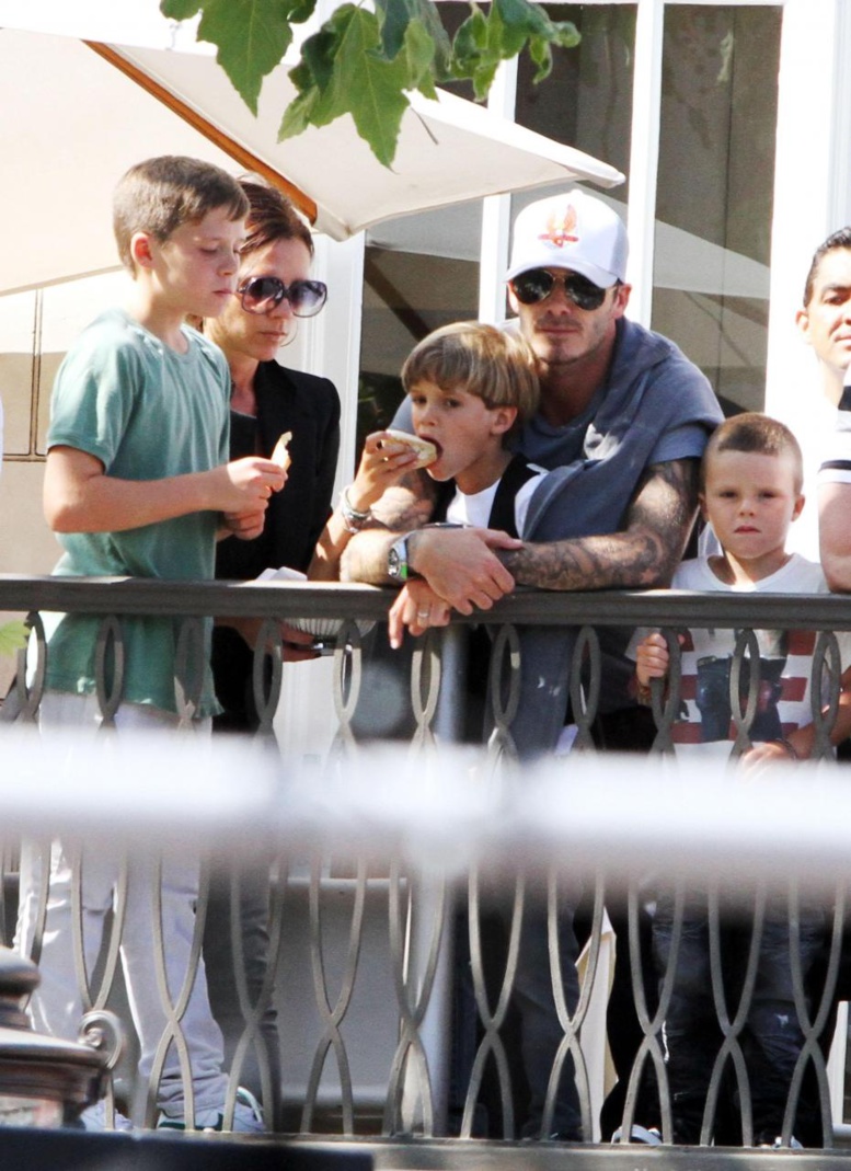 David Beckham : incorrigible papa poule ! David Beckham : incorrigible papa poule !