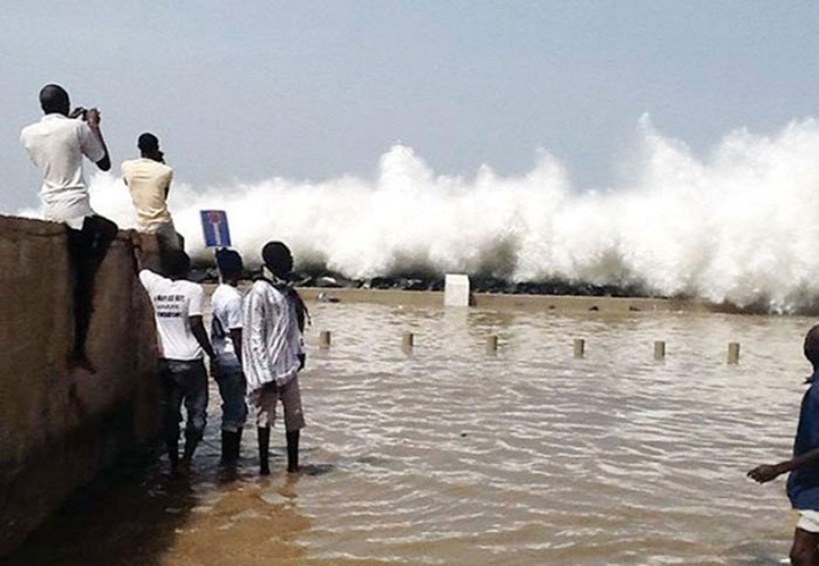 Alerte météo: une houle dangereuse annoncée à Dakar et sur la grande côte