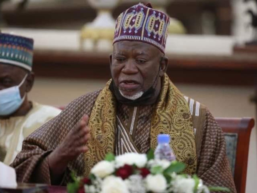 Léona Niassène: le porte-parole du Khalife dément l’interdiction de la mosquée à Ousmane Sonko Léona Niassène: le porte-parole du Khalife dément l’interdiction de la mosquée à Ousmane Sonko