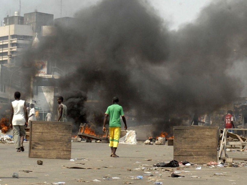 Côte d’Ivoire: les dépouilles de victimes de la crise post-électorale rendues à leurs proches Côte d’Ivoire: les dépouilles de victimes de la crise post-électorale rendues à leurs proches