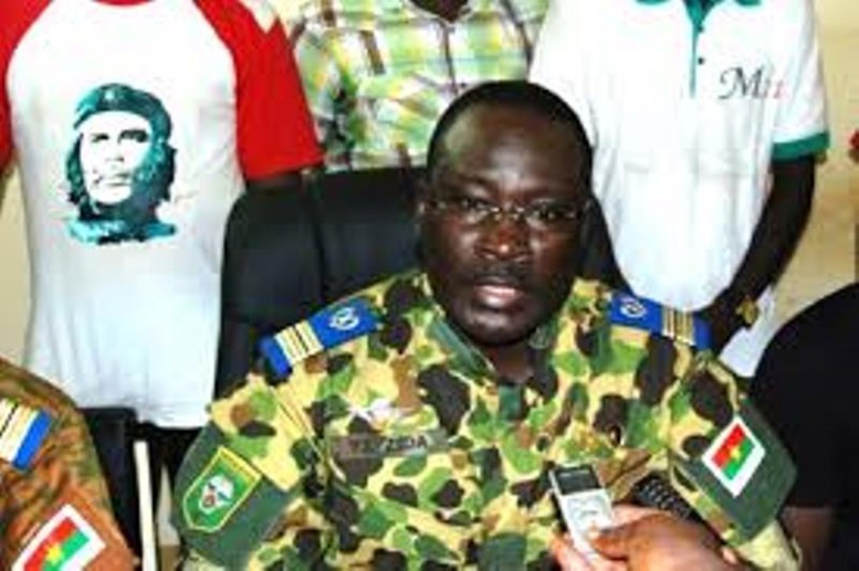 Burkina Faso : le lieutenant-colonel Isaac Zida, nouvel homme fort du pays