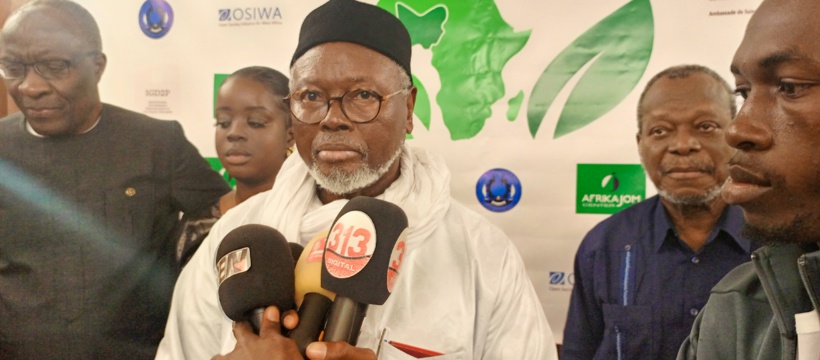 Alioune Tine: "On assiste à une criminalisation de l'opposition" Alioune Tine: "On assiste à une criminalisation de l'opposition"