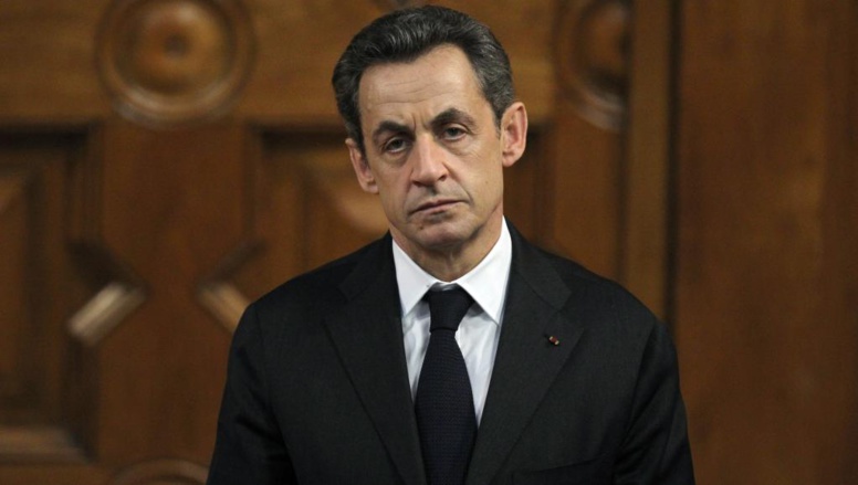 Bertrand sur Sarkozy : qui aime-t-il, "à part lui ?"