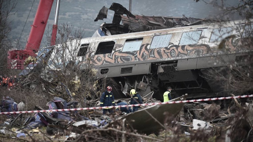 Collision de trains en Grèce: de «sérieux» manquements dans la sécurité, selon le régulateur des chemins de fer