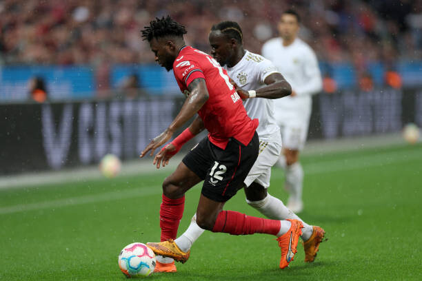 Sadio Mané et le Bayern Munich perdent à domicile devant Leverkusen: Dortmund prend la tête de la Bundesliga