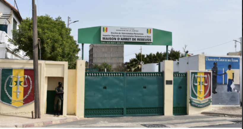 Un manque d'installations sanitaires, une nourriture médiocre et insuffisante notée dans les prisons sénégalaises (rapport)