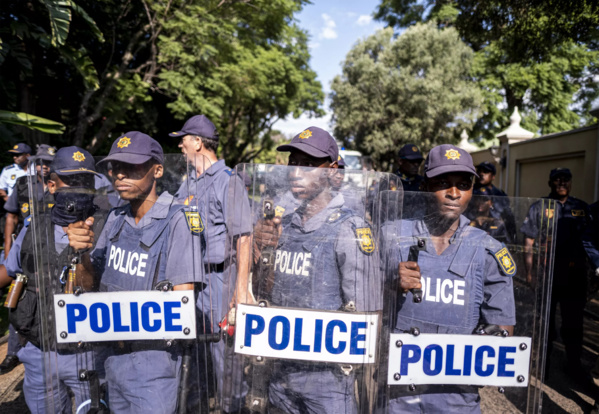 Afrique du Sud : 550 arrestations lors de manifestations sous haute surveillance Afrique du Sud : 550 arrestations lors de manifestations sous haute surveillance