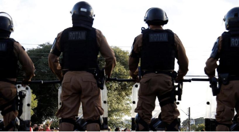 Brésil: arrestations dans un gang soupçonné de préparer des assassinats politiques Brésil: arrestations dans un gang soupçonné de préparer des assassinats politiques