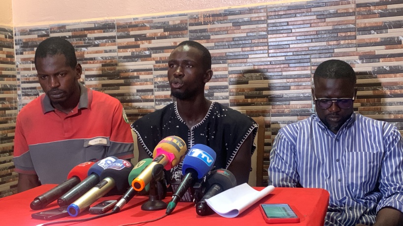 Hausse des prix par AFTU: un mouvement pour la défense des intérêts des usagers de bus Tata voit le jour et menace Hausse des prix par AFTU: un mouvement pour la défense des intérêts des usagers de bus Tata voit le jour et menace