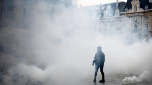 La 11ème journée de mobilisation lancée, tensions dans des cortèges en France