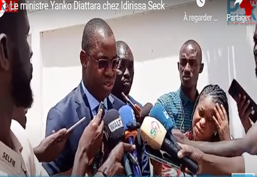 Yankhoba Diatara: "J’ai demandé à Idrissa Seck de choisir une autre personne pour me remplacer dans le gouvernement" Yankhoba Diatara: "J’ai demandé à Idrissa Seck de choisir une autre personne pour me remplacer dans le gouvernement"